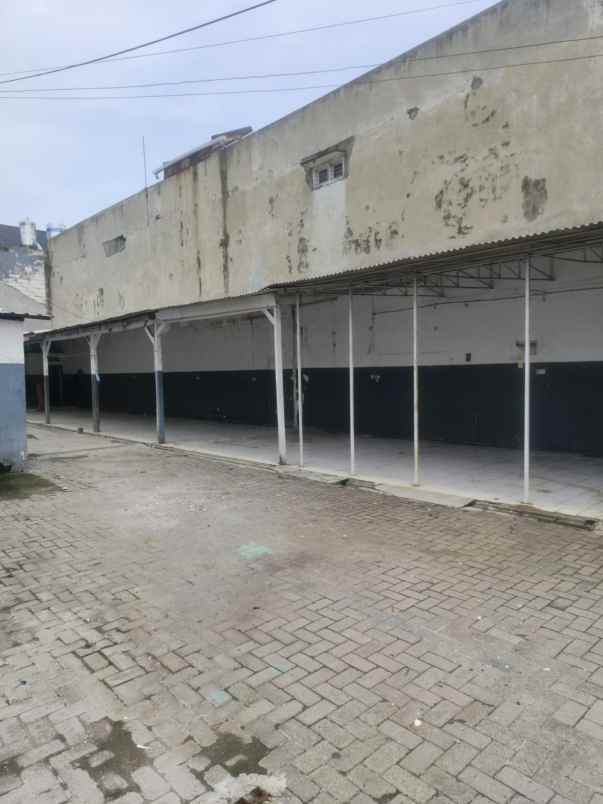 dijual rumah kutisari selatan