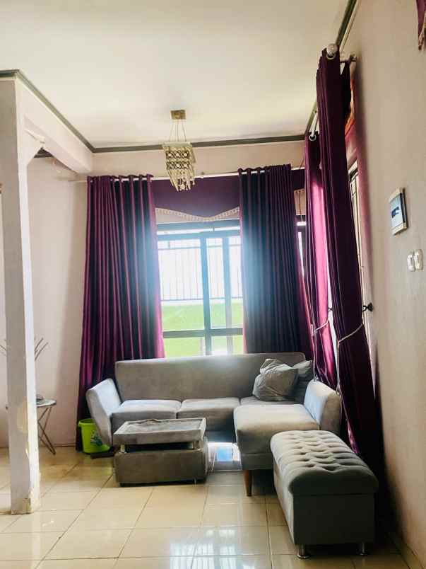 dijual rumah limo depok