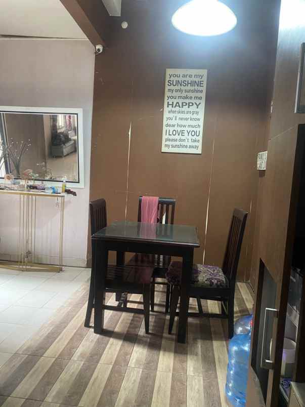 dijual rumah limo depok