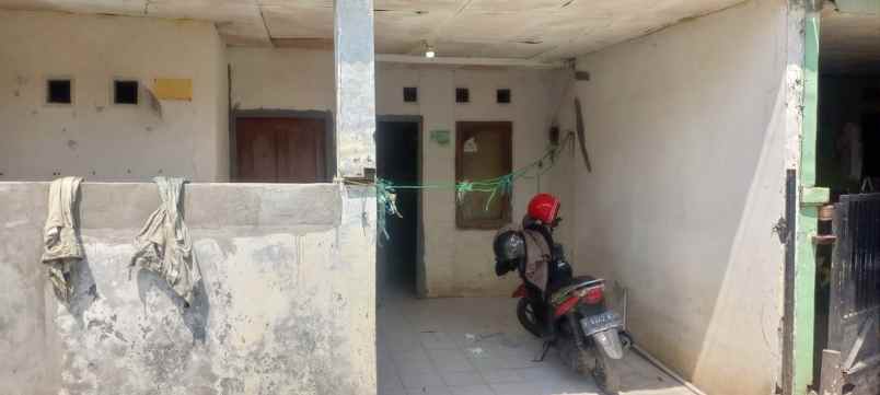 dijual rumah lingkungan perumahan