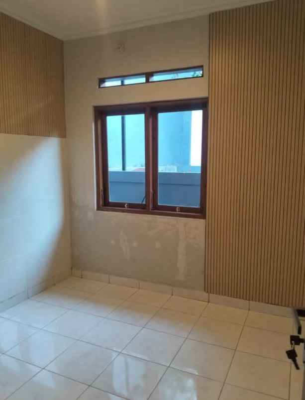 dijual rumah lokasi jalan dalung permai