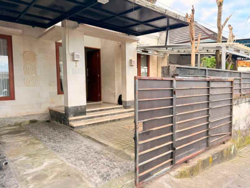 dijual rumah lokasi siulan penatih denpasar timur