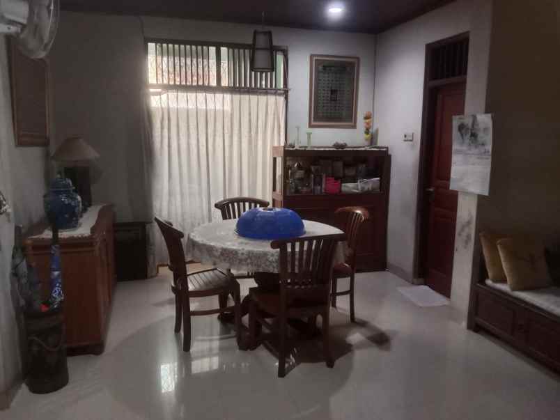 dijual rumah mampang pancoran mas depok