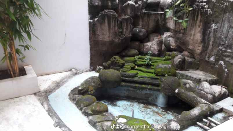 dijual rumah muara karang jakut hadap utara shm