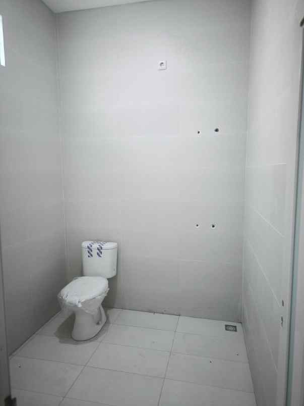 dijual rumah mulyosari
