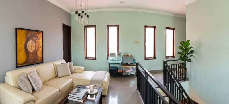 dijual rumah mulyosari minimalis