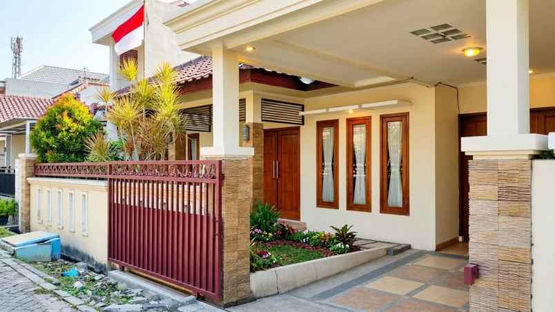 dijual rumah mulyosari minimalis