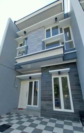 dijual rumah mulyosari utara