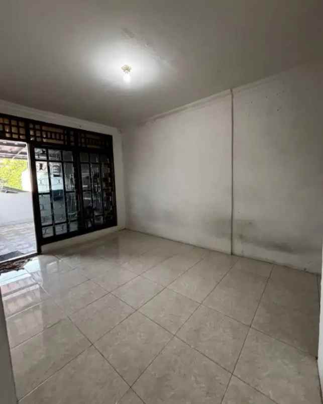 dijual rumah murah akses mobil di petukangan utara