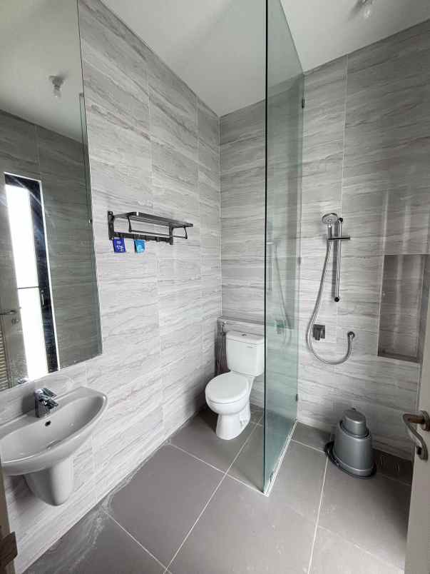 dijual rumah nilaya resort residence