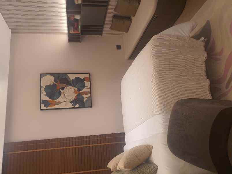 dijual rumah oaze lippo cikarang jl mh