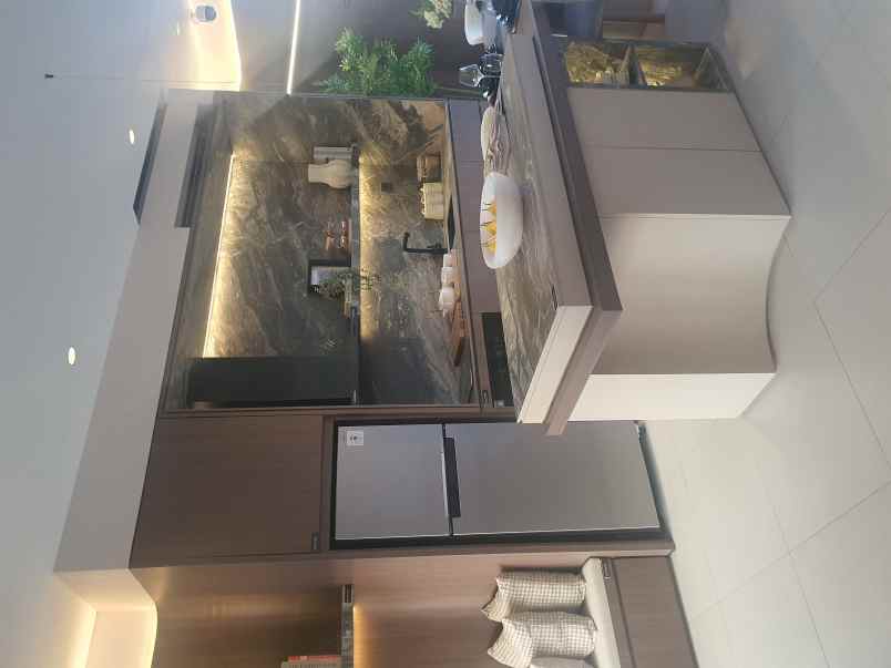 dijual rumah oaze lippo cikarang jl mh