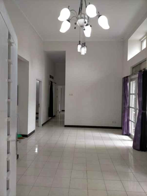 dijual rumah padalarang