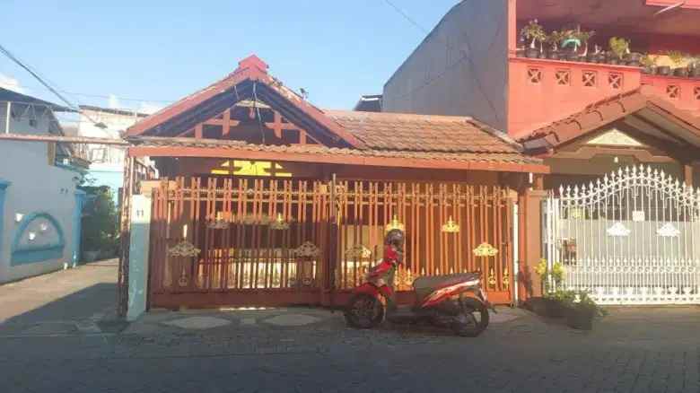 dijual rumah pakis sidorejo surabaya
