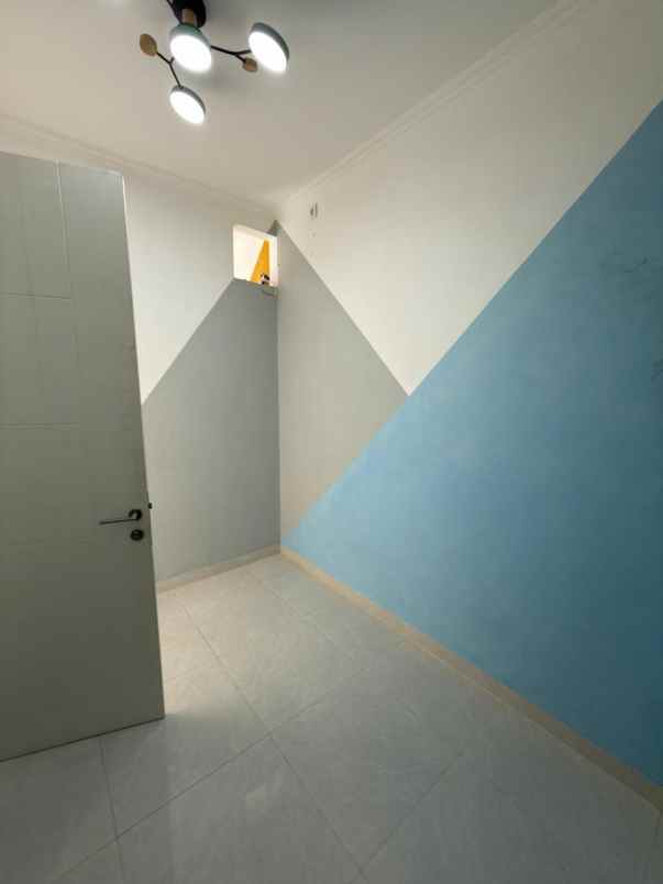dijual rumah palm blossom