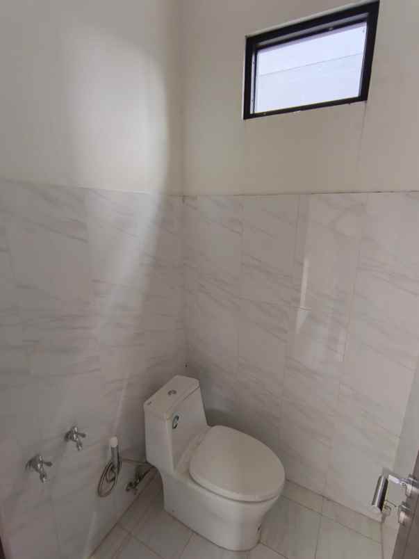 dijual rumah pandowoharjo kec sleman