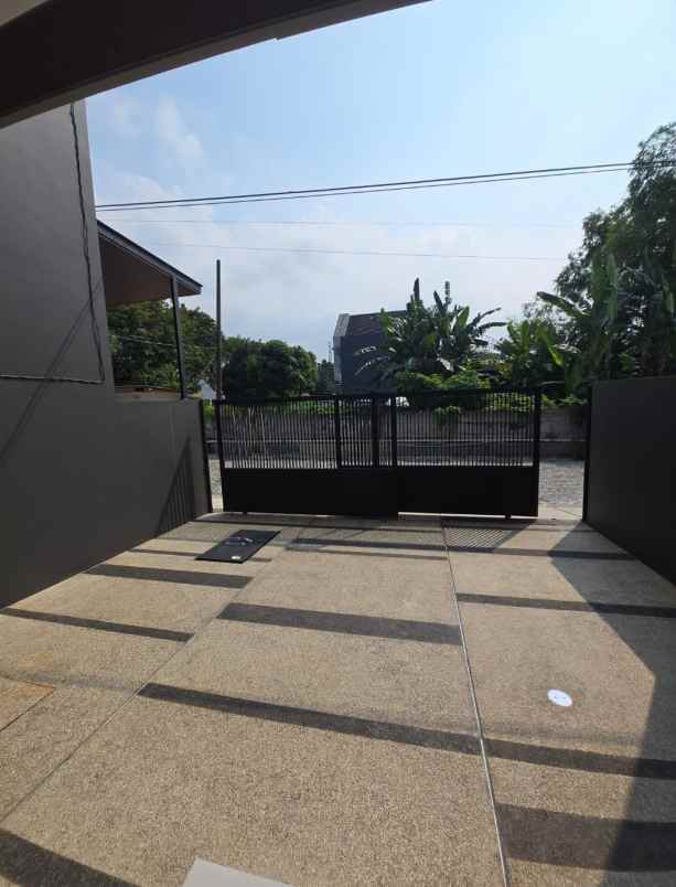 dijual rumah panjang jiwo