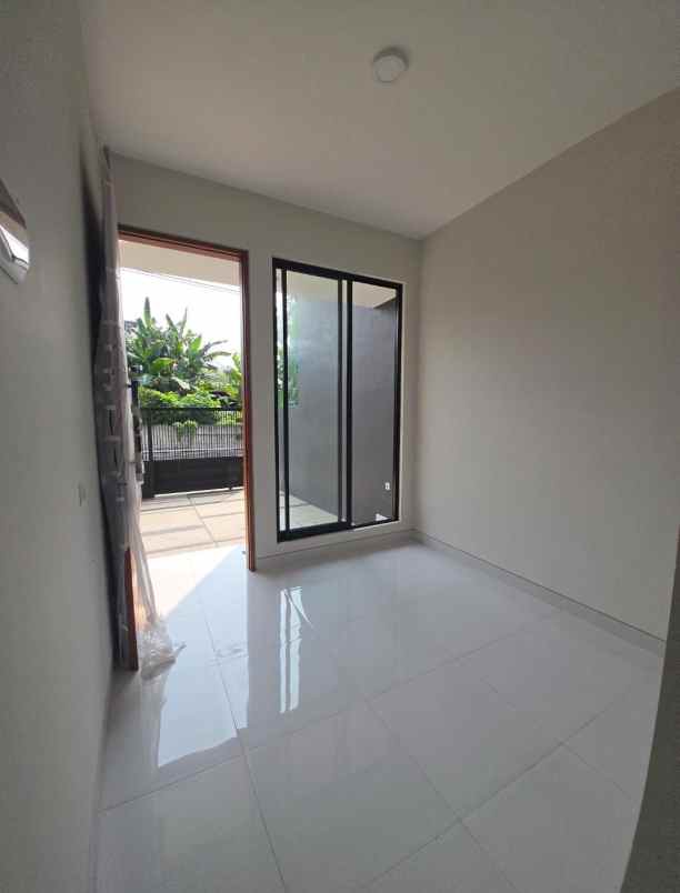 dijual rumah panjang jiwo