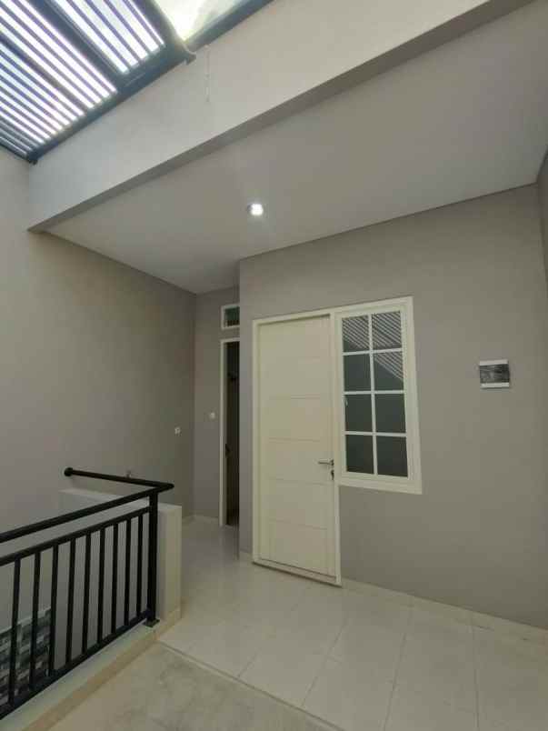 dijual rumah pantai mentari