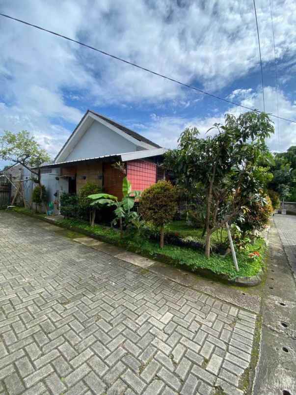dijual rumah parongpong