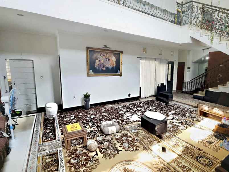 dijual rumah pejaten barat kemang
