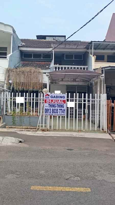 dijual rumah pelepah kelapa gading
