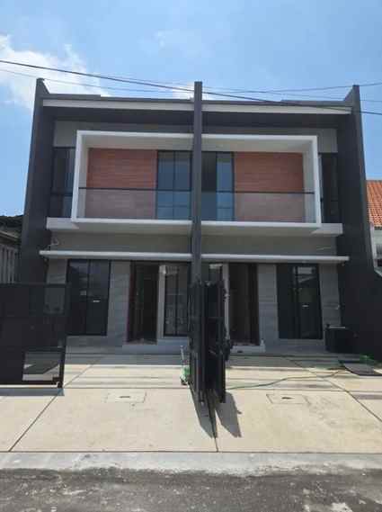 dijual rumah penjaringan sari