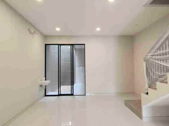 dijual rumah penjaringan sari