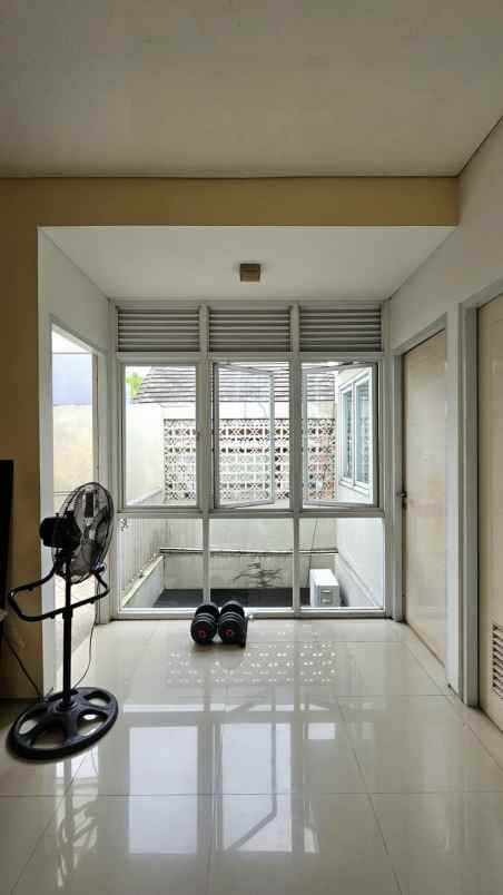 dijual rumah permata bintaro