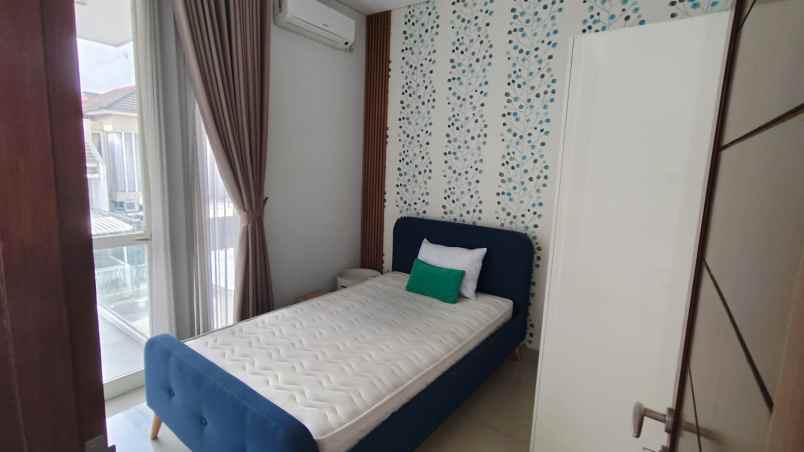 dijual rumah permata jingga