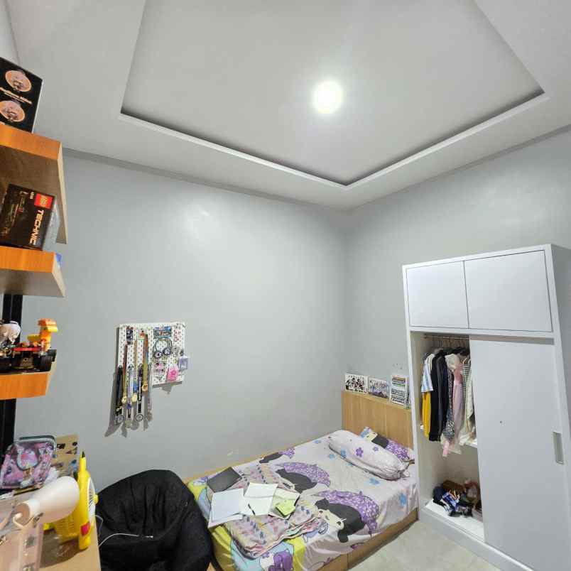 dijual rumah permata tamansari