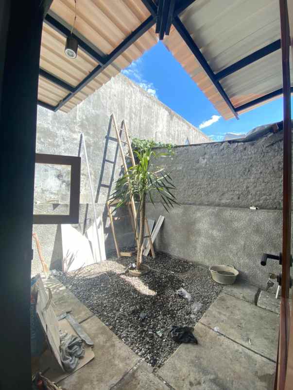 dijual rumah perum guwosari blok 8 no