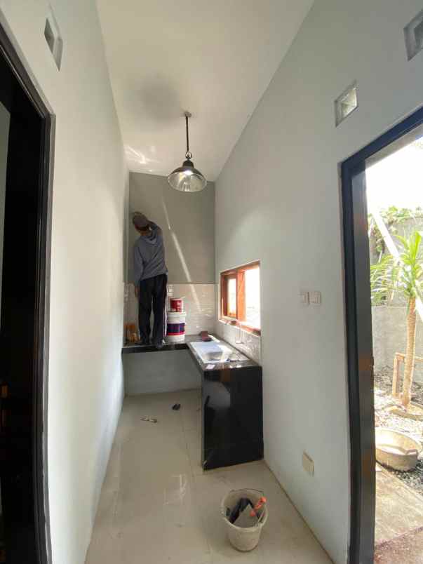 dijual rumah perum guwosari blok 8 no