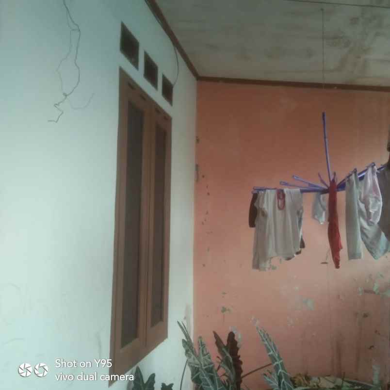 dijual rumah perum pondok damai