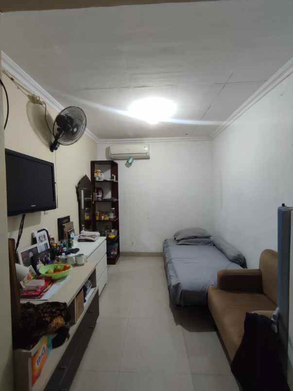 dijual rumah perumahan cipinang indah