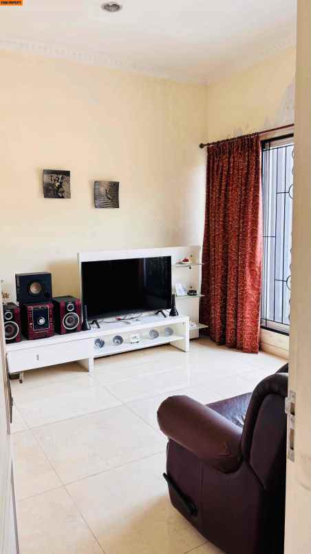 dijual rumah perumahan citra gran cibubur