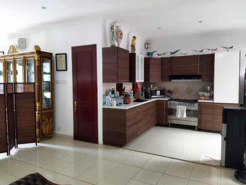dijual rumah perumahan citragran