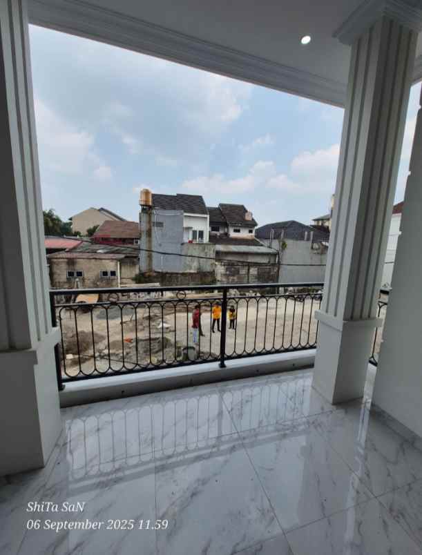 dijual rumah perumahan maharaja