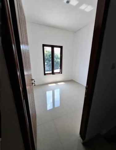 dijual rumah perumahan the gayungsari