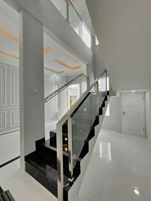 dijual rumah pondok bambu duren sawit