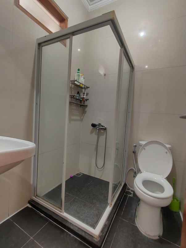 dijual rumah pondok gading utama kelapa