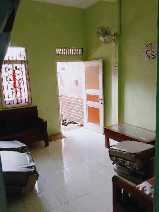 dijual rumah pondok kacang prima