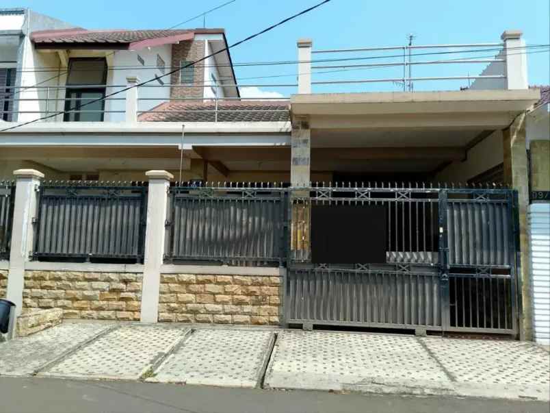 dijual rumah pondok kopi
