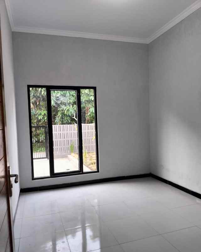 dijual rumah prambanan