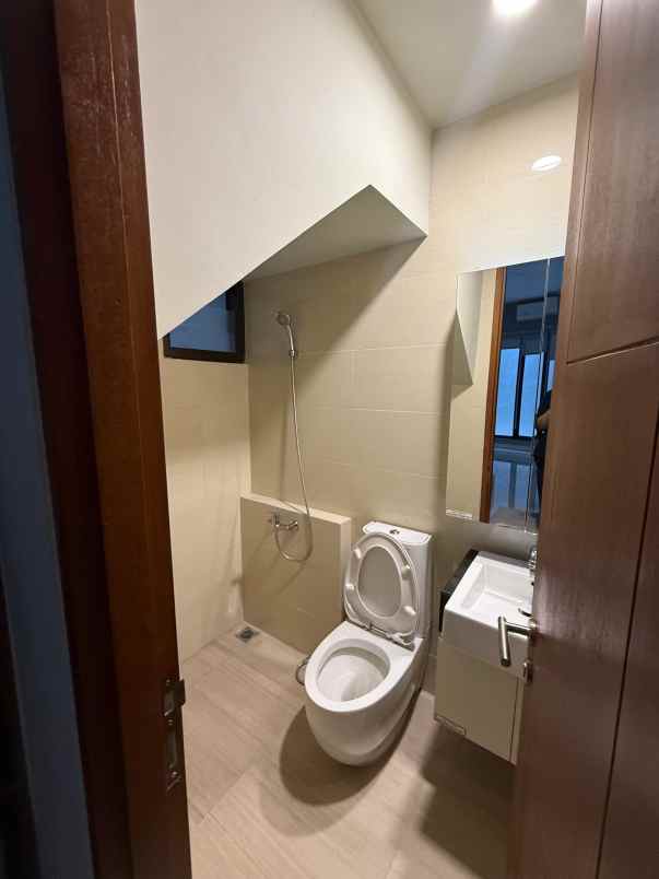 dijual rumah premier estate 2 pondok