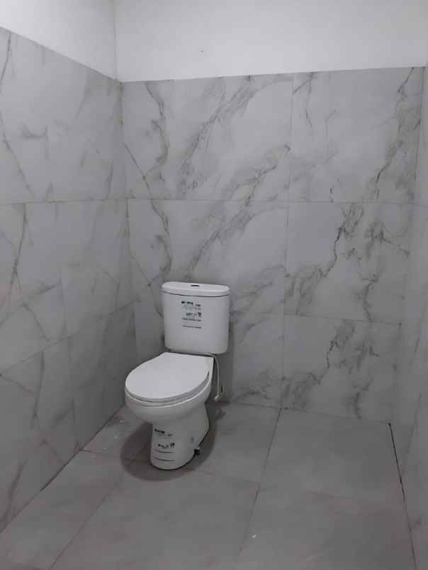 dijual rumah ready di banowati raya bulu lor semarang