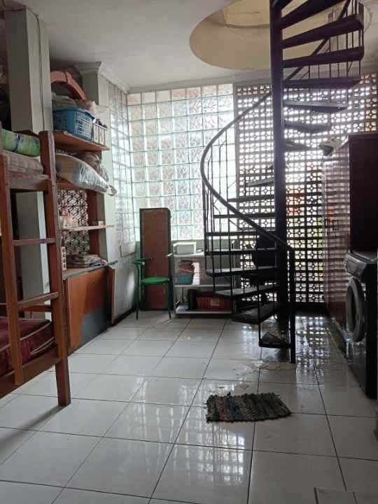 dijual rumah residen sudirman