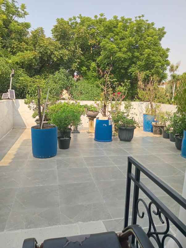 dijual rumah royal residence pulogebang