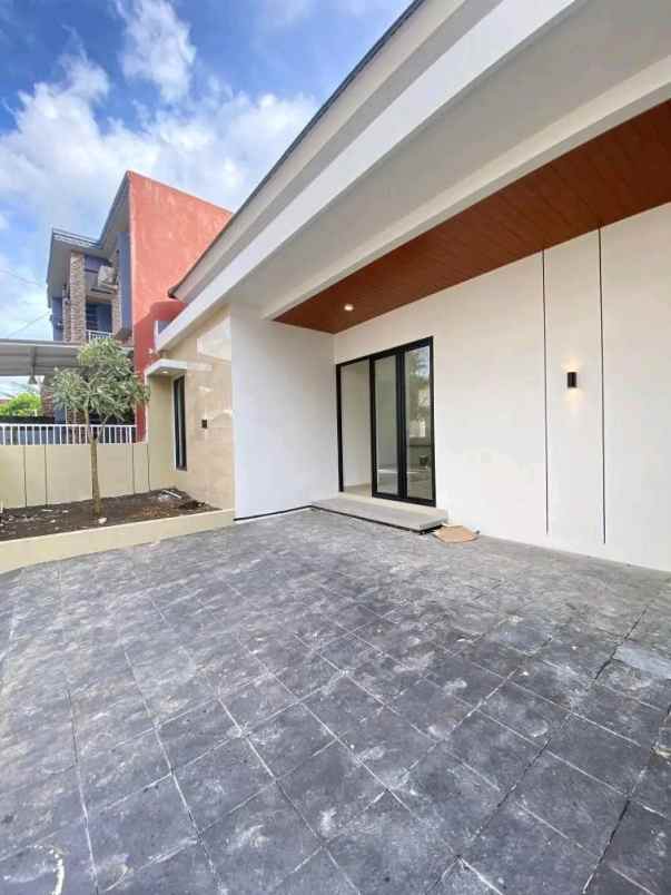 dijual rumah rsud sleman