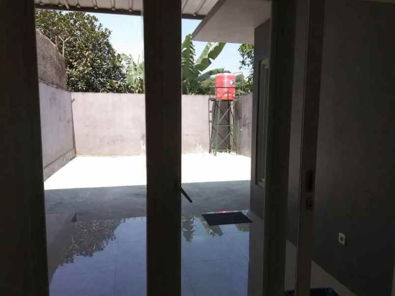 dijual rumah rumah bersih siap huni